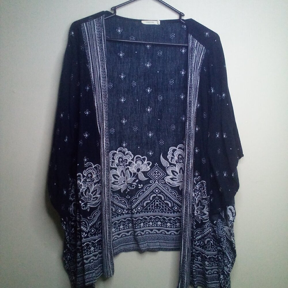 Maurices Cardigan Open Front Blouse Women S/M Short Sleeve Pattern Black White